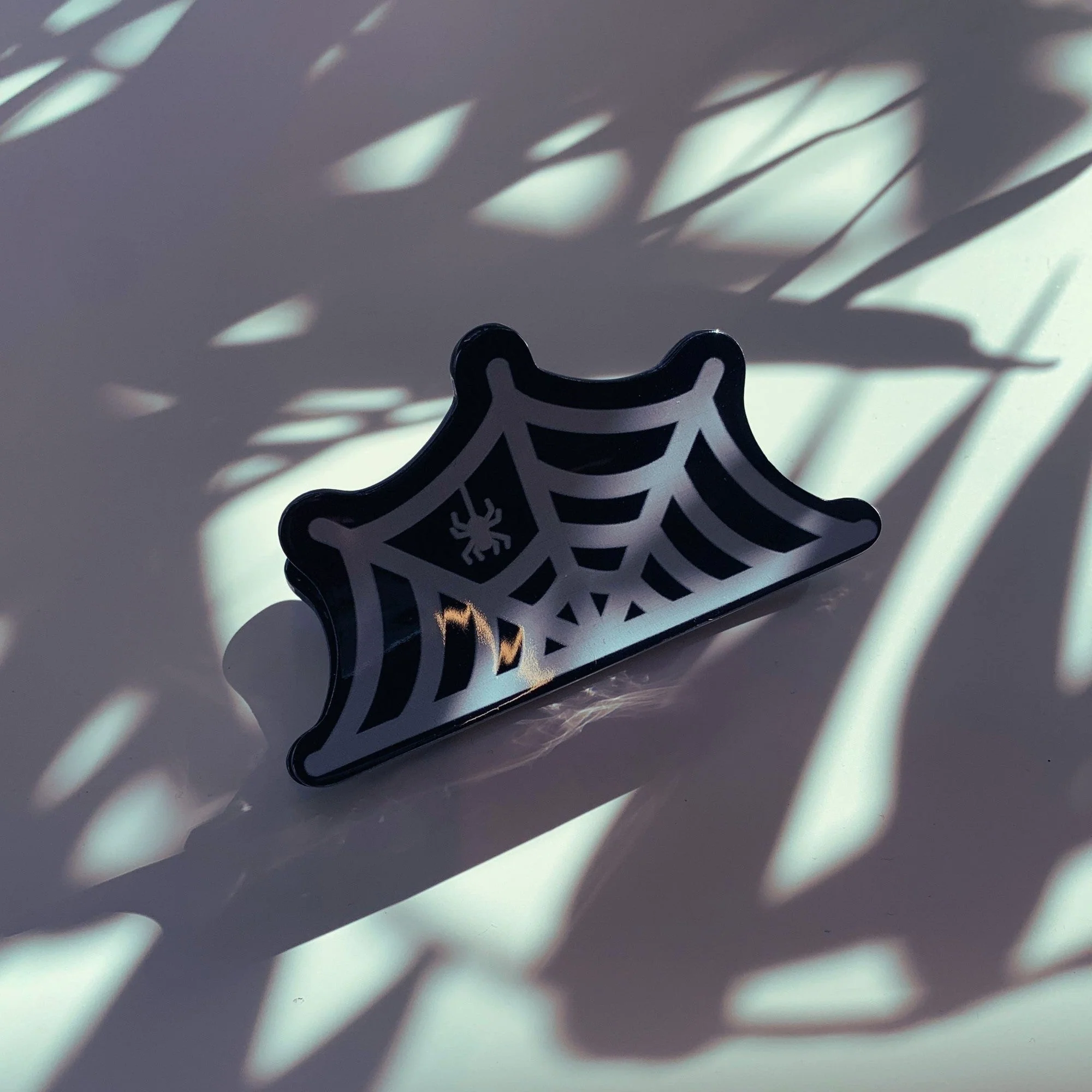 Velvet Claws Spider and Web Mini Hair Claw - Image 6