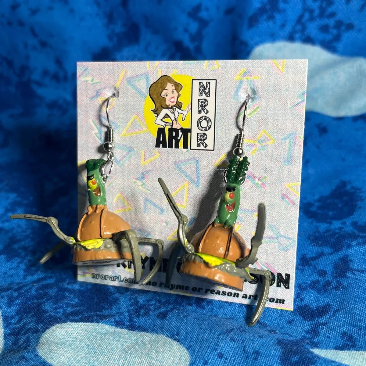 Plankton Stealing the Krabby Patty Earrings | Funny Spongebob Squarepants - Image 3