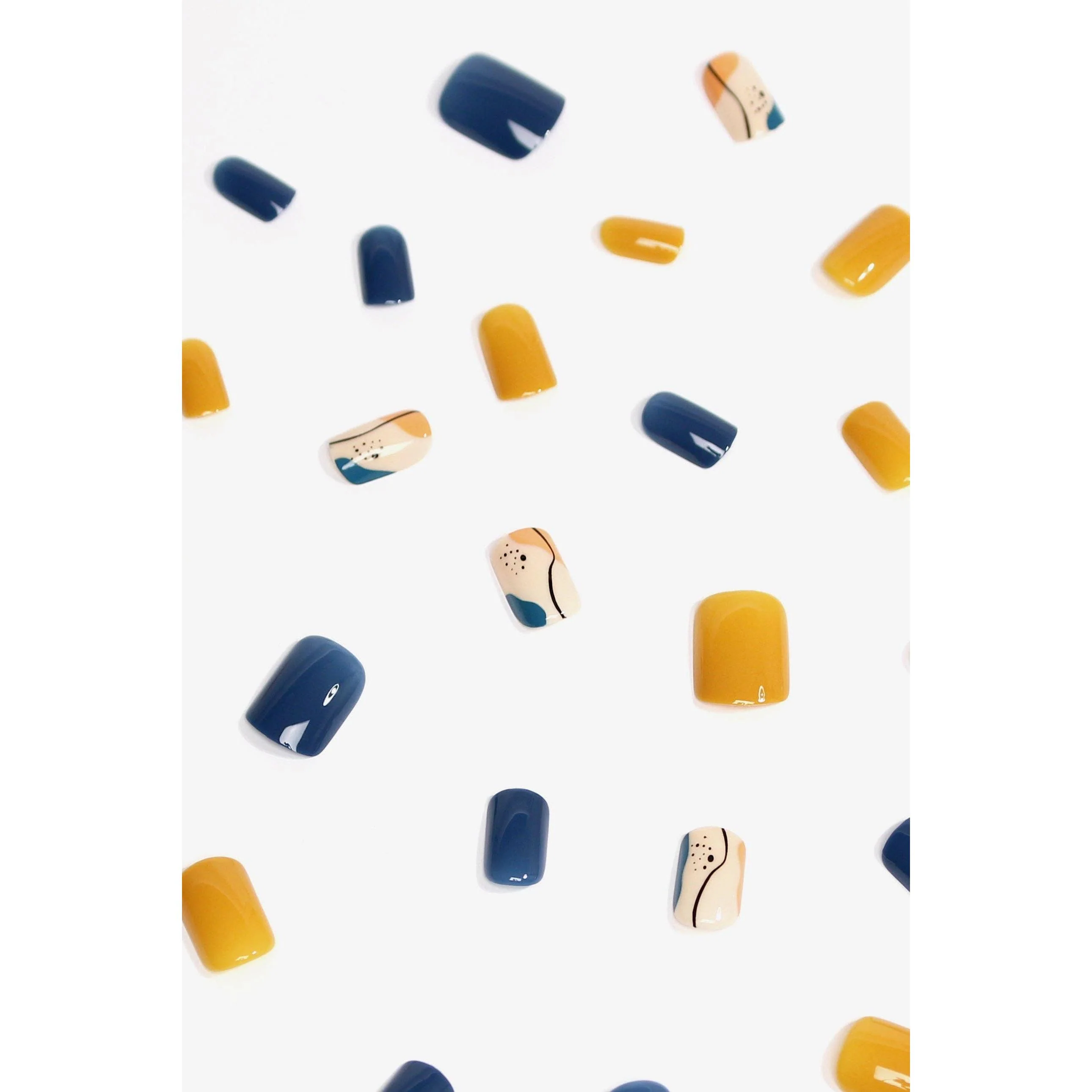 Tangerine Garden Press-On Nails | Citrus Botanical Nail Art with Tangerine & Navy | Reusable - Image 3
