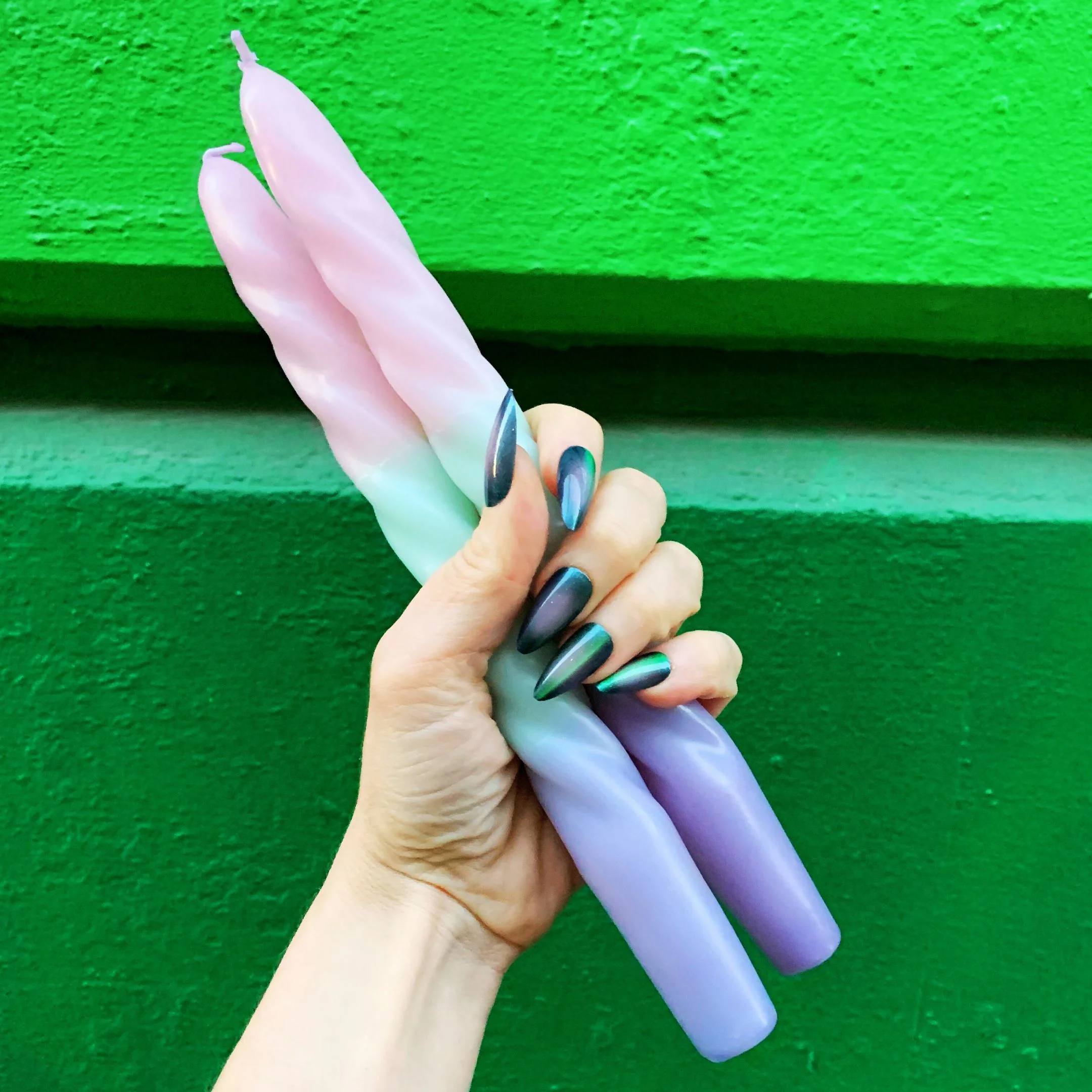 Set of 2 Pastel Taper Candle in Pink Mint Purple | Aesthetic Spiral Ombre Unscented Dinner Candlesticks | Gift for Her - Image 4