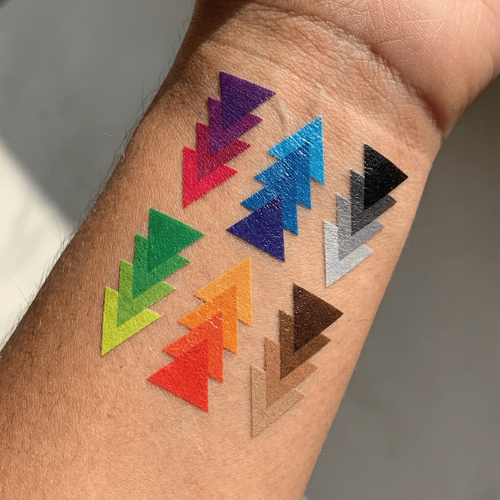 Tiny Gradient Arrows Temporary Tattoo Set of 6 - Image 4