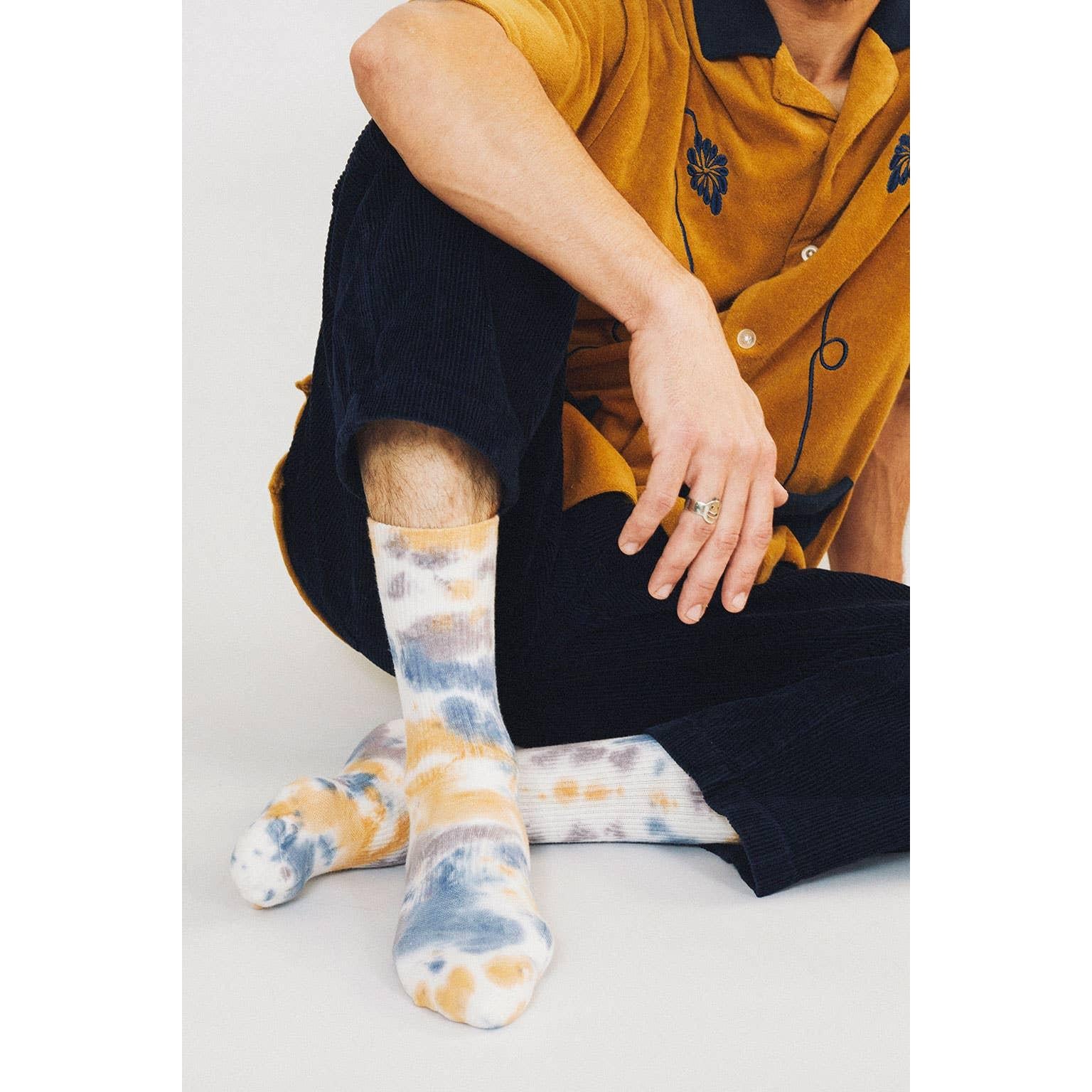 Trippy Crew Socks in Caramel and Cloudy Tie Dye | Seamless Toe Men 9 to 12 - Image 8