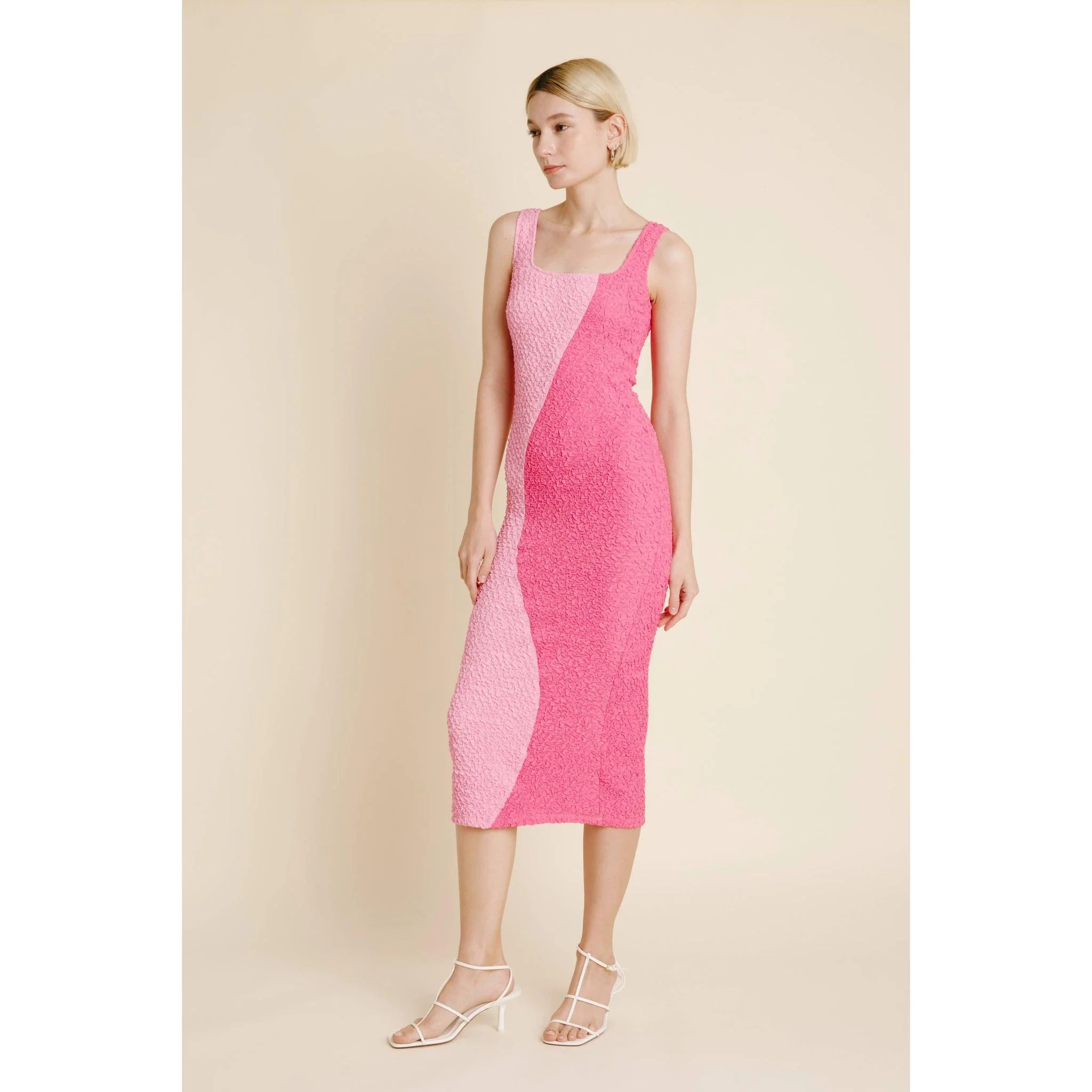 Yin Yang Two-Tone Pink Curve Smocked Midi Dress - Image 5