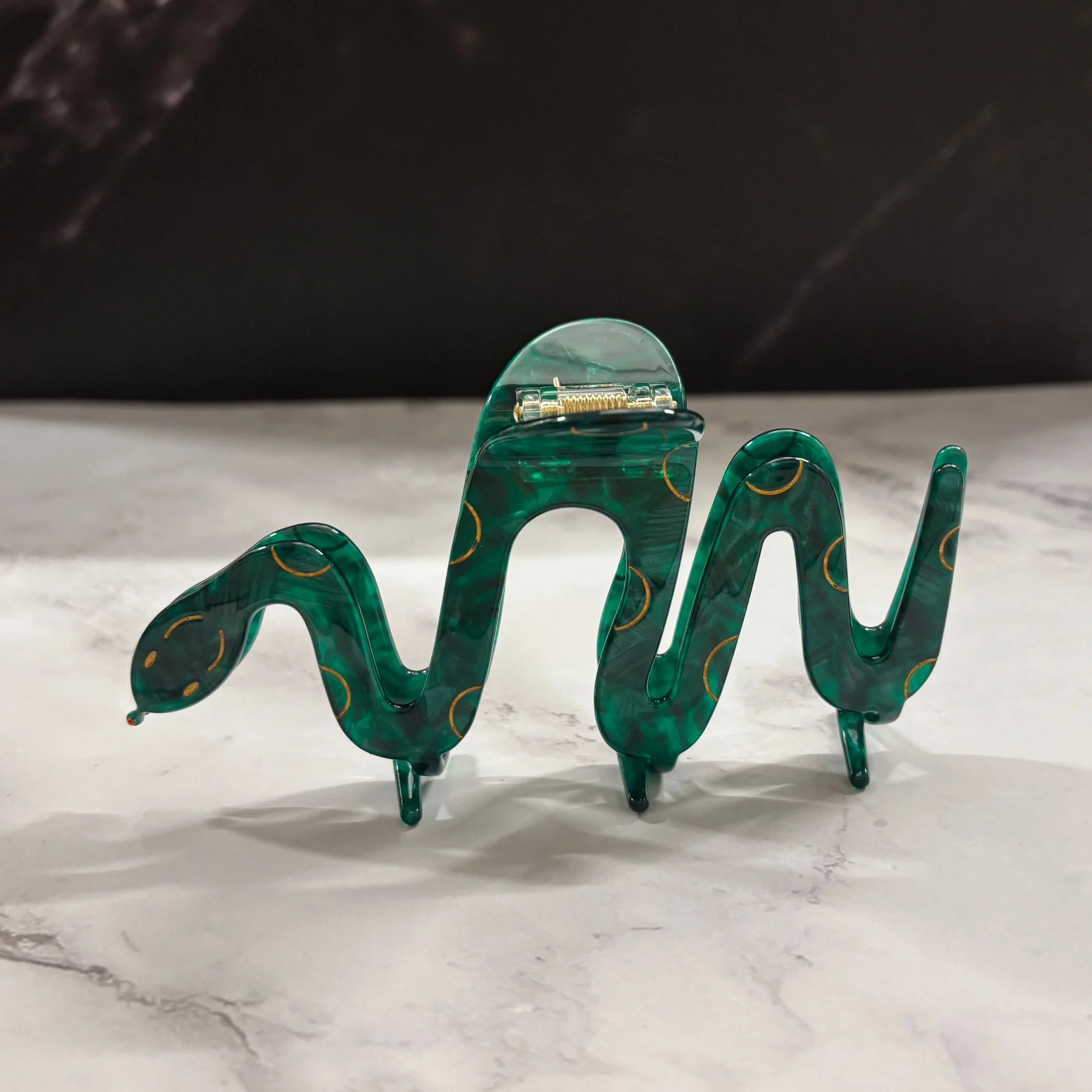 Velvet Claws Cleopatra Green Snake Hair Claw