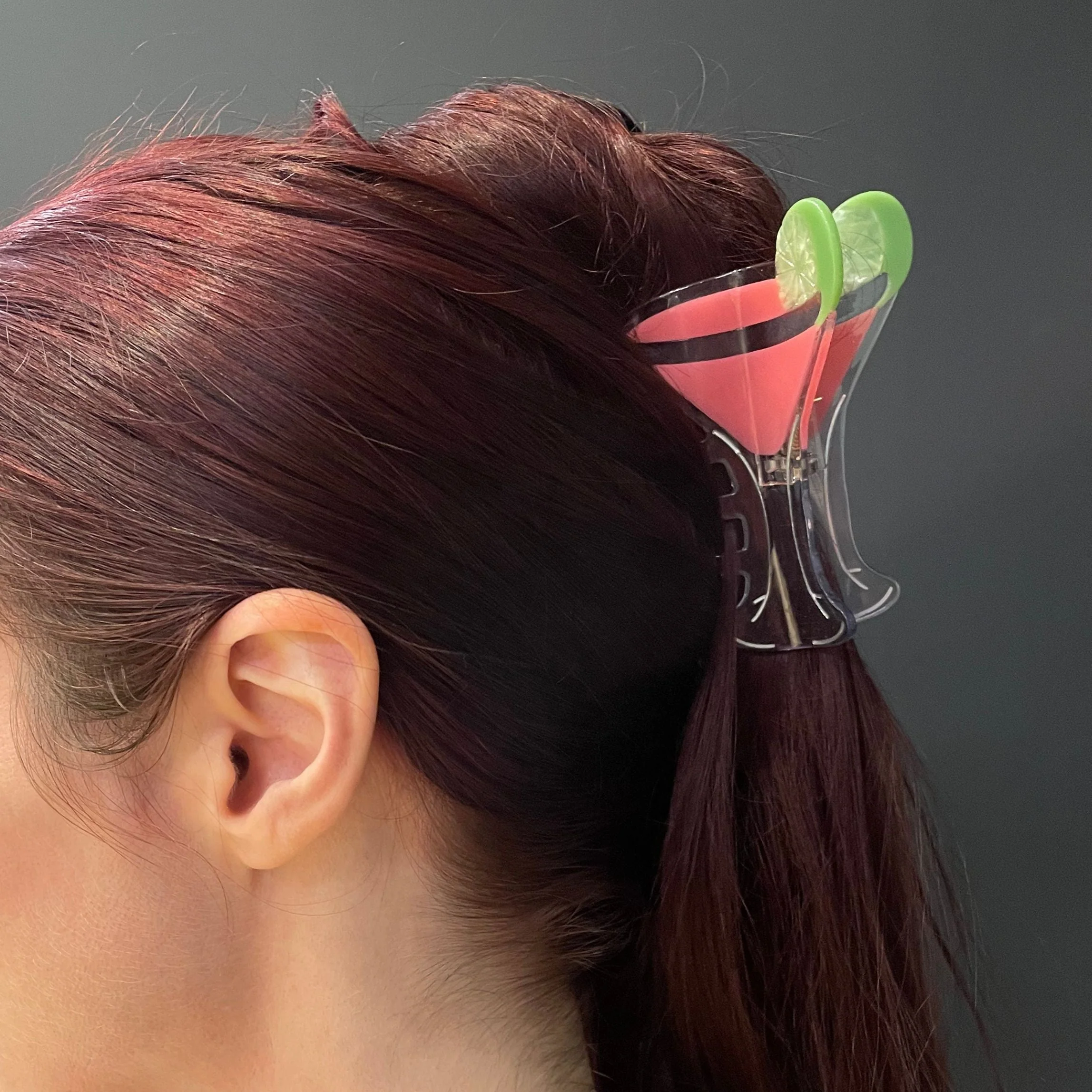 Velvet Claws Cosmo Pink Cocktail Hair Claw | Stemmed Glass Shaped Claw Clip - Image 2