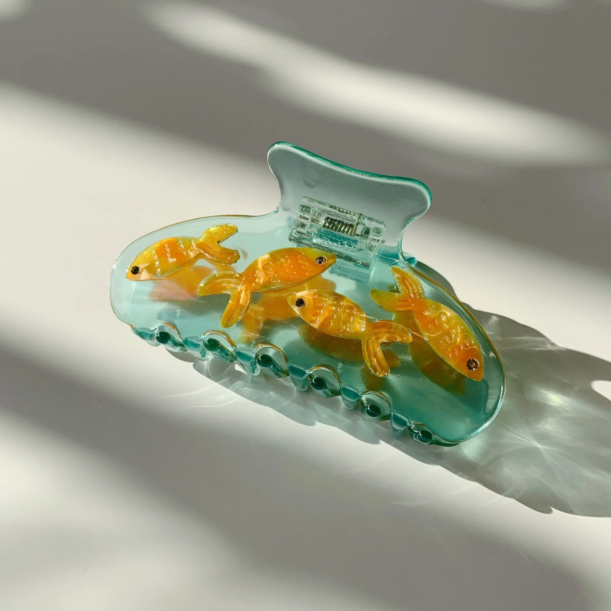 Velvet Claws Goldfish Hair Clip | School of Gold Fish Hair Claw - Image 2