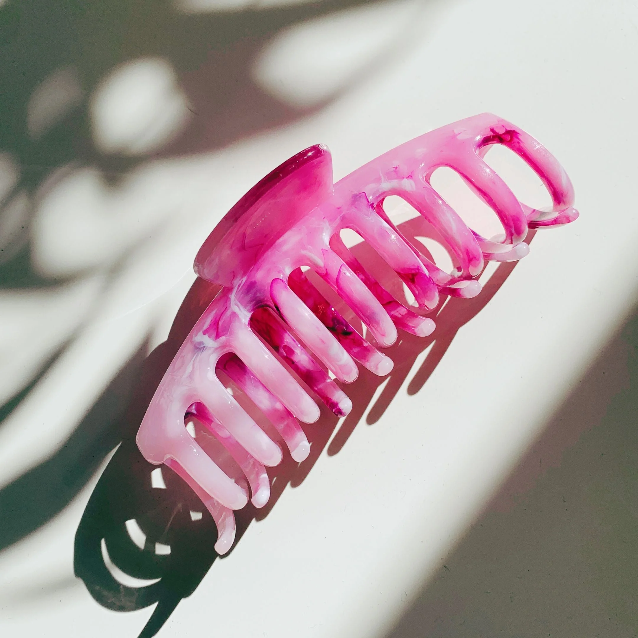 Velvet Claws Hair Clip | The Lobster in Berries & Cream Swirl Hair Claw - Image 3