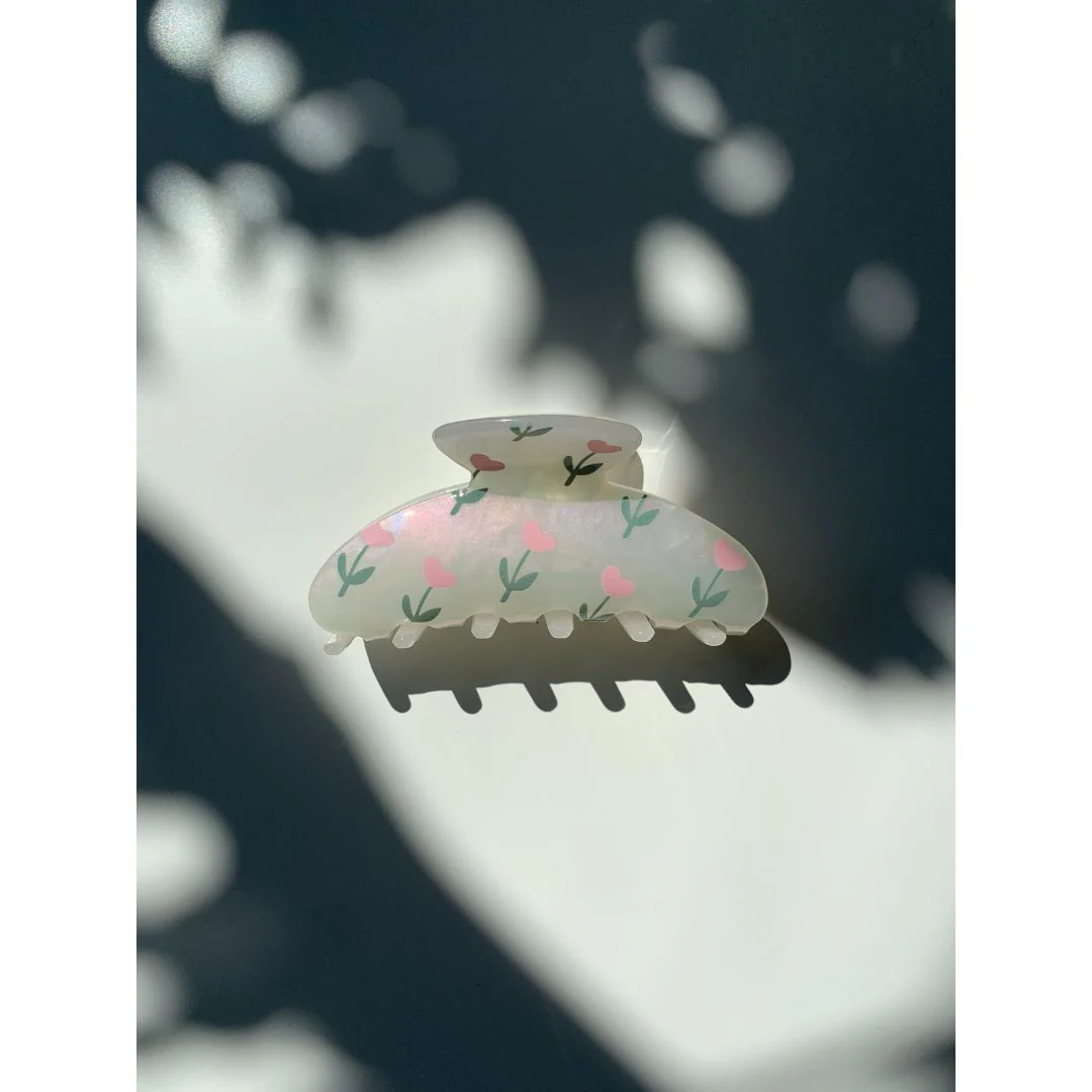Velvet Claws Hair Clip | The McKenzie in Heart Flower Hair Claw - Image 2