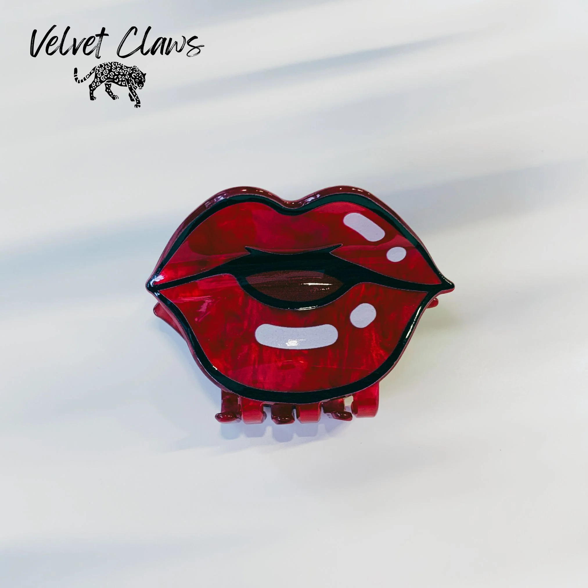 Velvet Claws Pop Art Lips Mini Hair Claw - Image 3