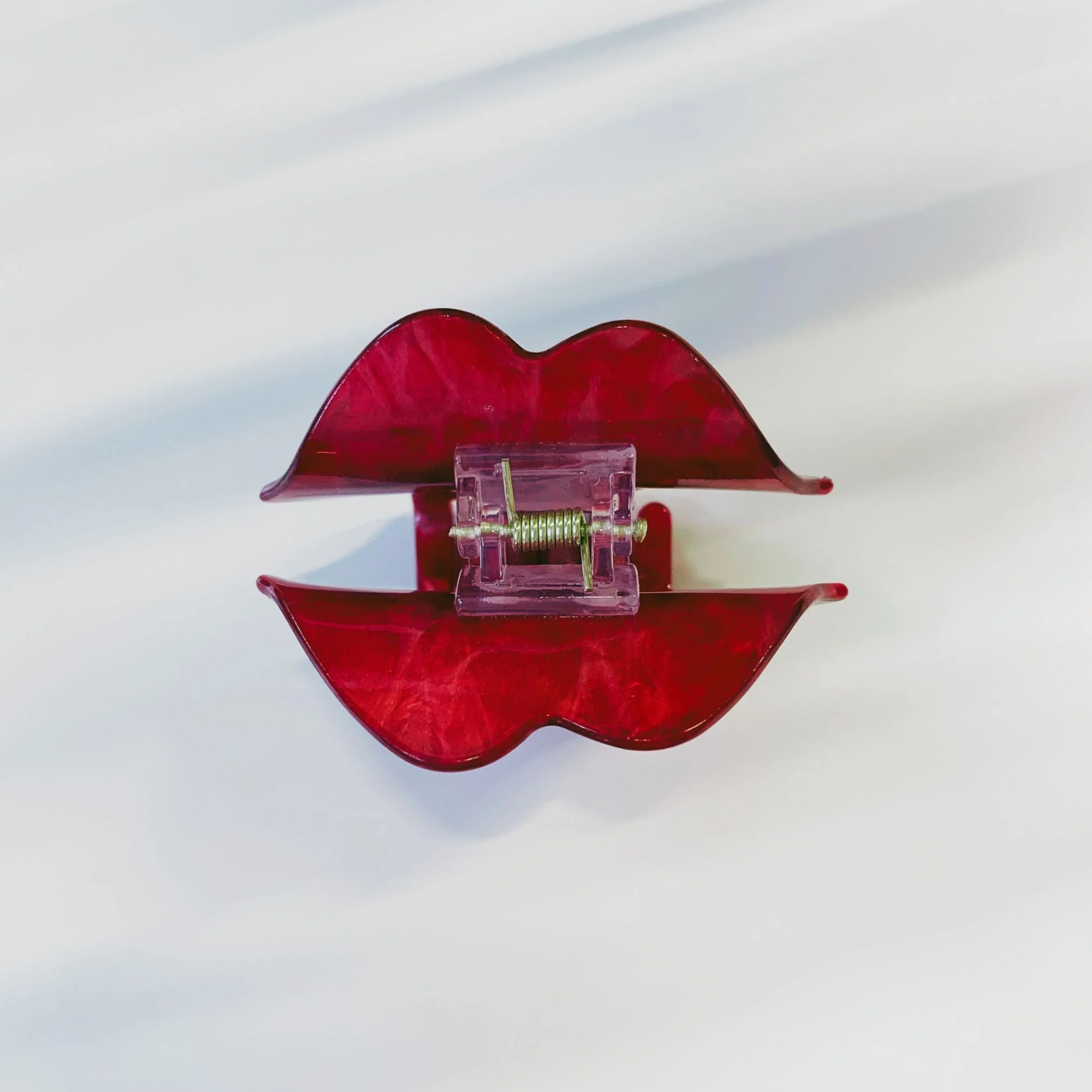 Velvet Claws Pop Art Lips Mini Hair Claw - Image 6