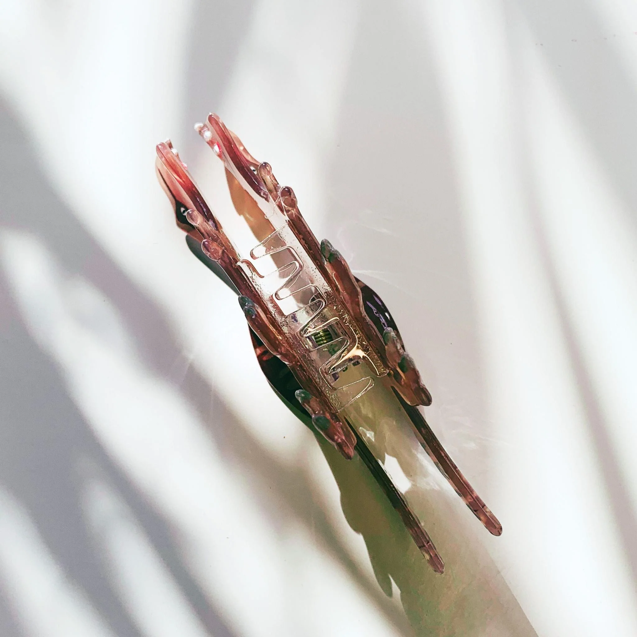 Velvet Claws T-Rex Hair Claw - Image 4