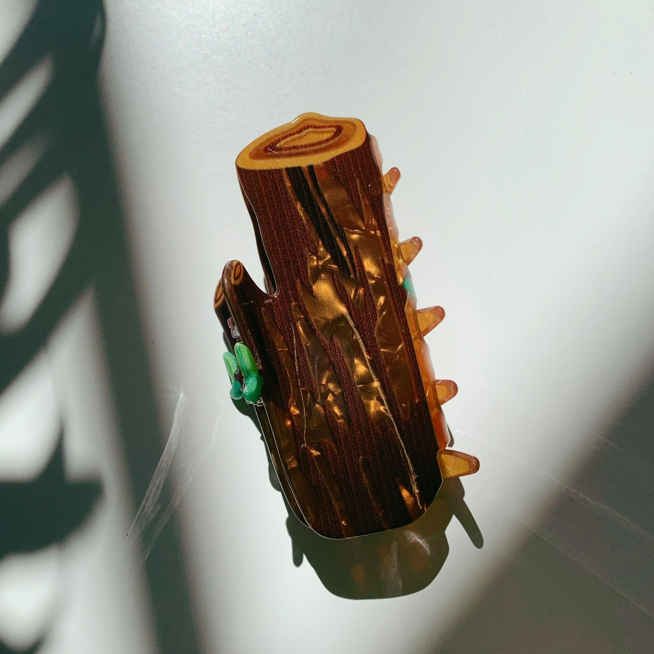 Velvet Claws Wood Log Hair Clip - Image 5