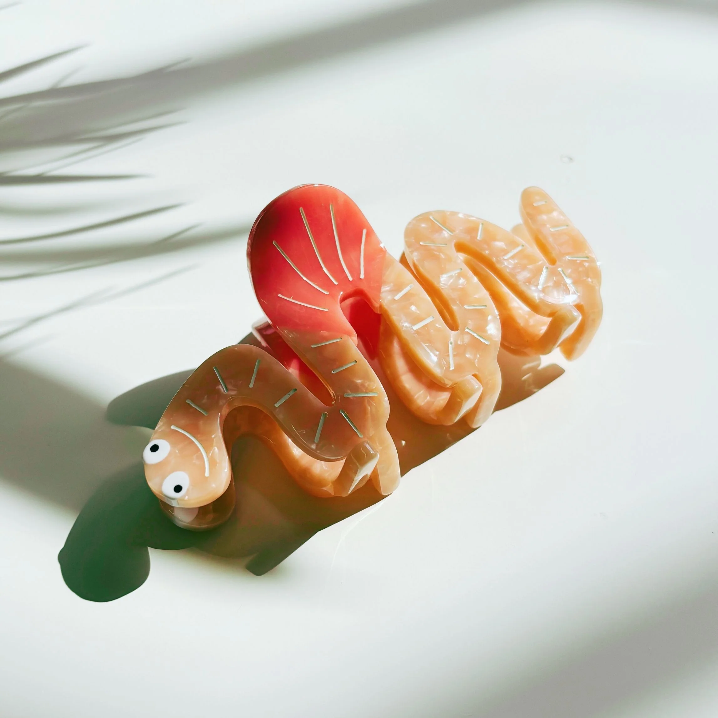 Would You Love Me if I Was a Worm? Hair Claw