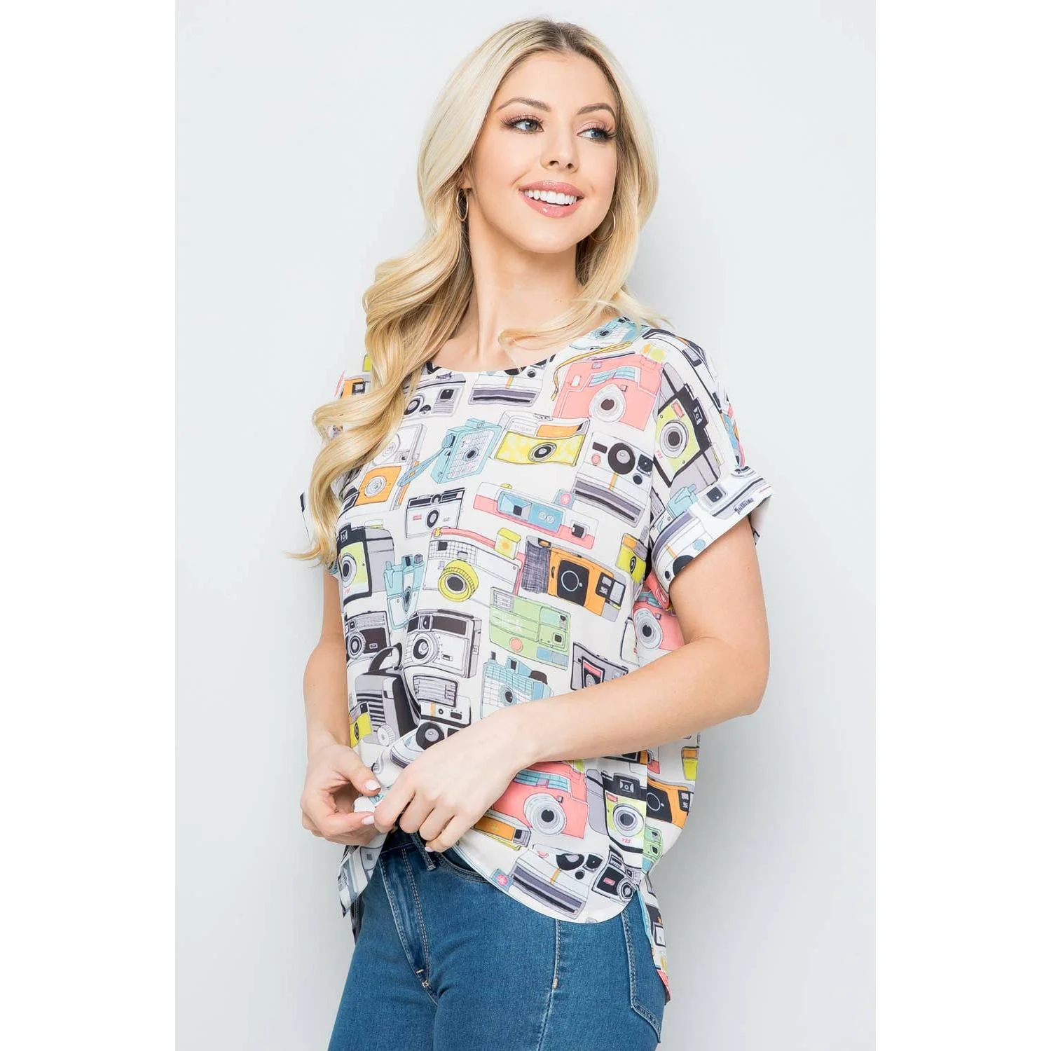 Vintage Camera Print Short Sleeve Top [SM-L] - Image 4