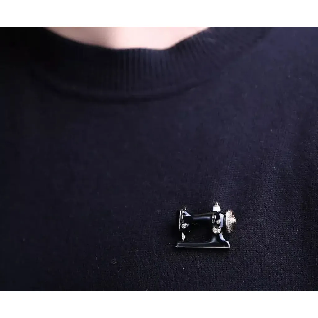 Vintage Sewing Machine Brooch | Black & Gold Enamel Pin with Rhinestones | Sewing & Craft Jewelry Gift - Image 2