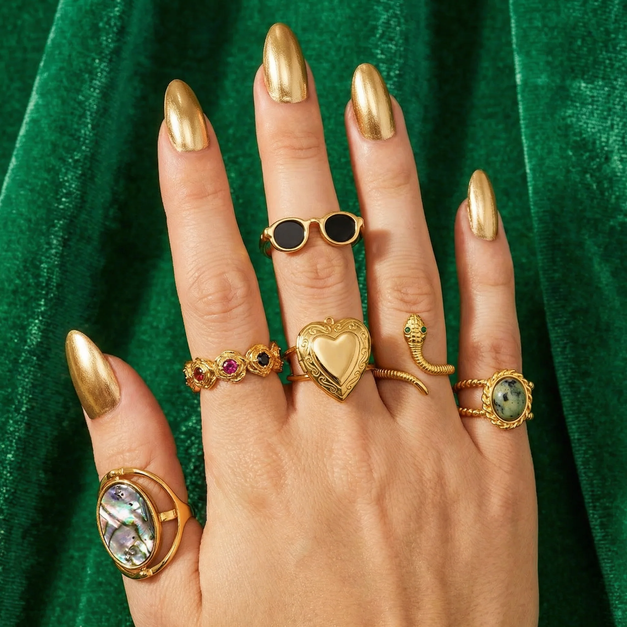 Violette 18K Gold Double-Sided Abalone & White Shell Ring | Two-in-one Reversible Ring - Image 2